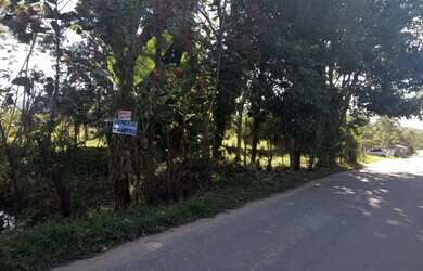 Imagem: O terreno possui 1.000m² de Área e está localizado em Canal