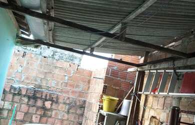 Imagem: A casa possui 3 Dormitórios, 1 Banheiro, 190m² de Área e