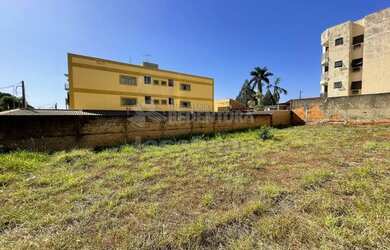Imagem 2: São José do Rio Preto - Terreno Padrao - Vila Itália