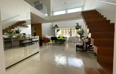 Imagem: A casa em condomínio possui 3 Dormitórios, 3 Banheiros, 4