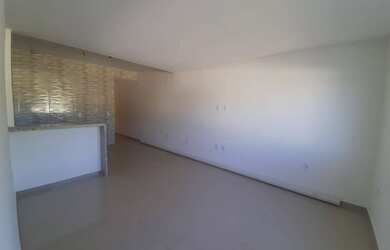 Imagem 8: Casa 1º locação, atrás do futuro Dom atacadista e shopping