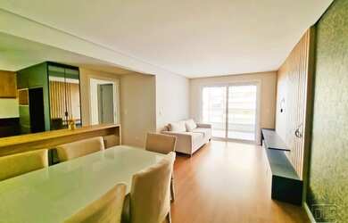 Imagem: O apartamento possui 3 Dormitórios, 2 Banheiros, 2 Vagas na