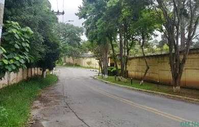 Imagem: O terreno possui 594m² de Área e está localizado em Parque