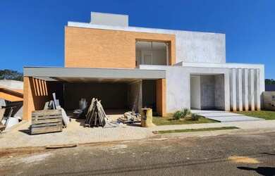 Imagem: A casa em condomínio possui 3 Dormitórios, 5 Banheiros, 2