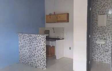 Imagem: A casa possui 1 Dormitório, 1 Banheiro, 1 Vaga na garagem e