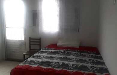 Imagem: O quarto possui Imóvel mobiliado e está localizado em Vila