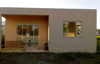 Imagem: A casa em condomínio possui 2 Dormitórios, 2 Banheiros, 1