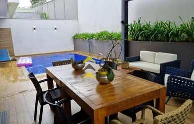 Imagem: A casa em condomínio possui 3 Dormitórios, 4 Banheiros, 5