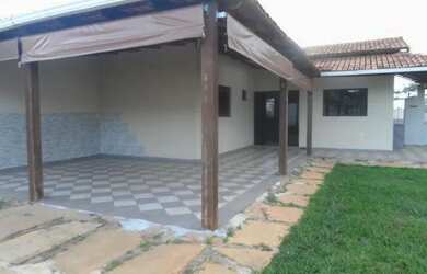 Imagem: A casa em condomínio possui 1 Dormitório, 1 Banheiro, 3 Vagas