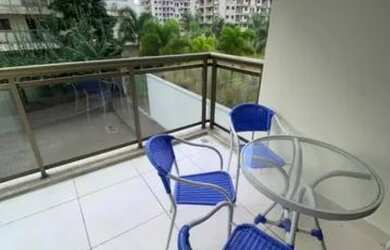 Imagem: O apartamento possui 2 Dormitórios, 2 Banheiros e 1 Vaga na