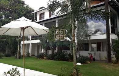 Imagem: O apartamento possui 3 Dormitórios, 3 Banheiros, 5 Vagas na