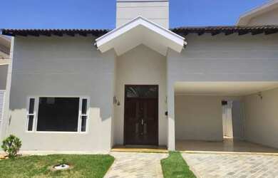 Imagem: A casa em condomínio possui 3 Dormitórios, 5 Banheiros, 3