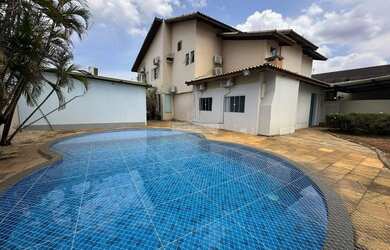 Imagem: A casa possui 5 Dormitórios, 5 Banheiros e está localizado