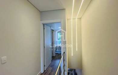 Imagem 10: Sobrado semi mobiliado com 02 suítes, 02 vagas de garagem e churrasqueira...