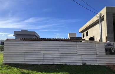 Imagem: O terreno possui 390m² de Área e está localizado em Jardins