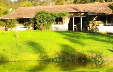 Imagem: A chácara possui 36.000m² de Área e está localizado em