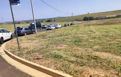 Imagem: O terreno possui 216m² de Área e está localizado em Chácara