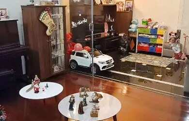 Imagem: A casa possui 3 Dormitórios, 3 Banheiros, 2 Vagas na garagem