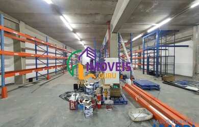 Imagem: O depósito possui 1716m² de Área e está localizado em Barra