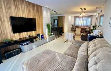 Imagem: O apartamento possui 3 Dormitórios, 4 Banheiros, 3 Vagas na