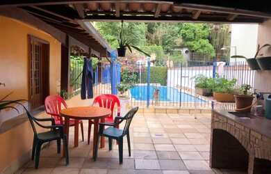 Imagem 5: Maravilhosa casa com piscina