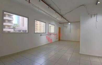 Imagem: O depósito possui 1 Vaga na garagem, 49m² de Área e está