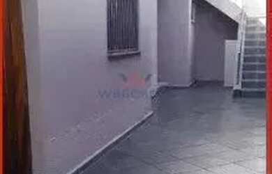 Imagem: A casa possui 2 Dormitórios, 2 Banheiros, 3 Vagas na garagem