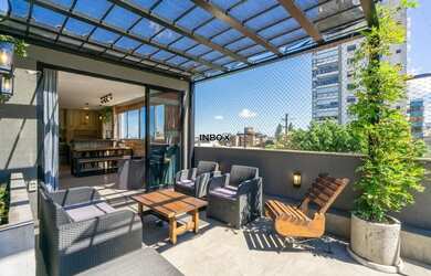 Imagem: O apartamento na cobertura possui 3 Dormitórios, 3 Banheiros