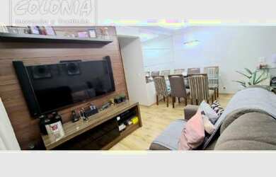 Imagem: O apartamento possui 3 Dormitórios, 1 Banheiro, 1 Vaga na garagem