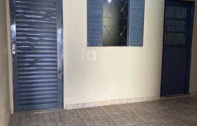 Imagem 3: Aluga-se casa na M Norte. 3 Vagas na garageme4 Dormitórios