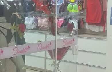Imagem 1: Vendo, passo o ponto, loja de lingerie na galeria Centro