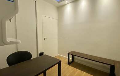 Imagem: O depósito possui 38m² de Área e está localizado em Centro