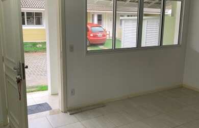 Imagem: A casa em condomínio possui 4 Dormitórios, 3 Banheiros, 3