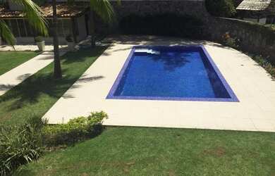 Imagem: A casa em condomínio possui 4 Dormitórios, 5 Banheiros, 5