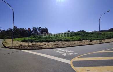 Imagem: O terreno possui 530m² de Área e está localizado em Jardim