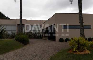 Imagem: A casa em condomínio possui 3 Dormitórios, 4 Banheiros, 2