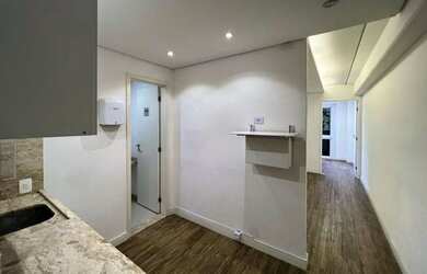 Imagem: O depósito possui 1 Vaga na garagem, 41m² de Área e está