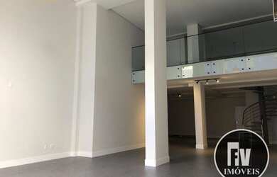 Imagem 15: Sala Comercial com Mezanino para Locação Anual no Bairro Pioneiros em...