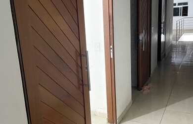 Imagem 3: Aluga casa na Cabo Reis em frente a lotérica 2/4 dois banheiros