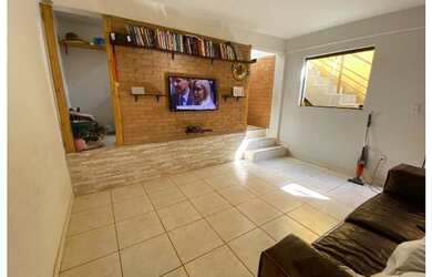 Imagem 2: CASA EM IPITANGA 3/4 , R. CARLOS ROBERTO REBOLÇAS