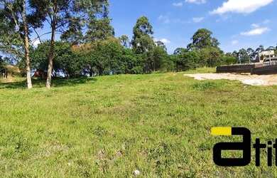 Imagem: O terreno possui 360m² de Área e está localizado em Sítio