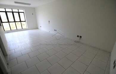 Imagem: O depósito possui 56m² de Área e está localizado em Alto