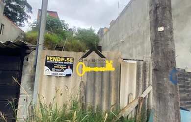 Imagem: O terreno possui 250m² de Área e está localizado em Chácara