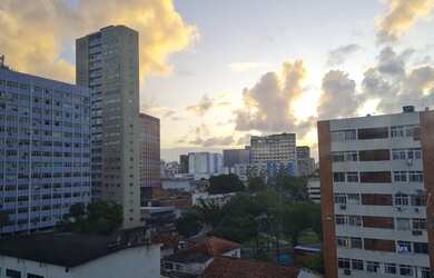 Imagem: O apartamento possui 3 Dormitórios, 2 Banheiros e está localizado
