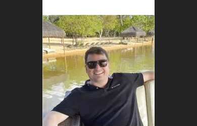 Imagem: A casa possui 3 Dormitórios e 1 Banheiro e está localizado