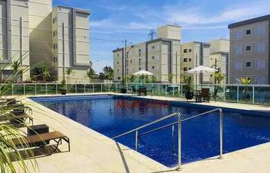 Imagem: O apartamento possui 2 Dormitórios, 1 Banheiro, 1 Vaga na garagem