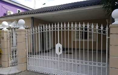 Imagem: A casa em condomínio possui 2 Dormitórios, 2 Banheiros, 1