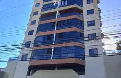 Imagem: O apartamento possui 3 Dormitórios, 1 Banheiro, 2 Vagas na