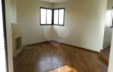 Imagem 2: 220m² Moema Pássaros. Piscina, Ar-condicionado, Guarda roupaeLareira