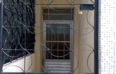 Imagem: A casa possui 2 Dormitórios, 2 Banheiros e está localizado